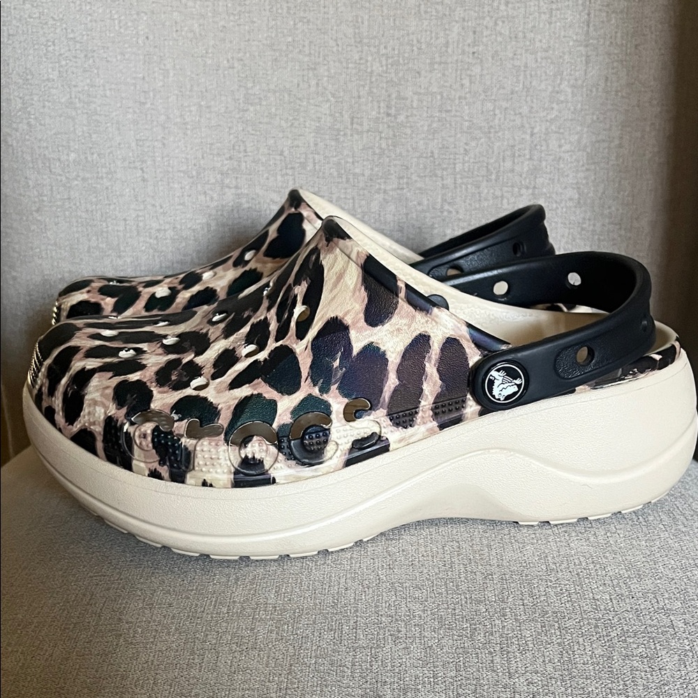 2 items for $15 SALE CROCS Leopard Print Mules with Black Accents. New